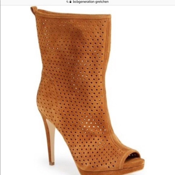 BCBGENERATION Gretchen Brown suede high Ankle perforated peep toe booties - Picture 1 of 7